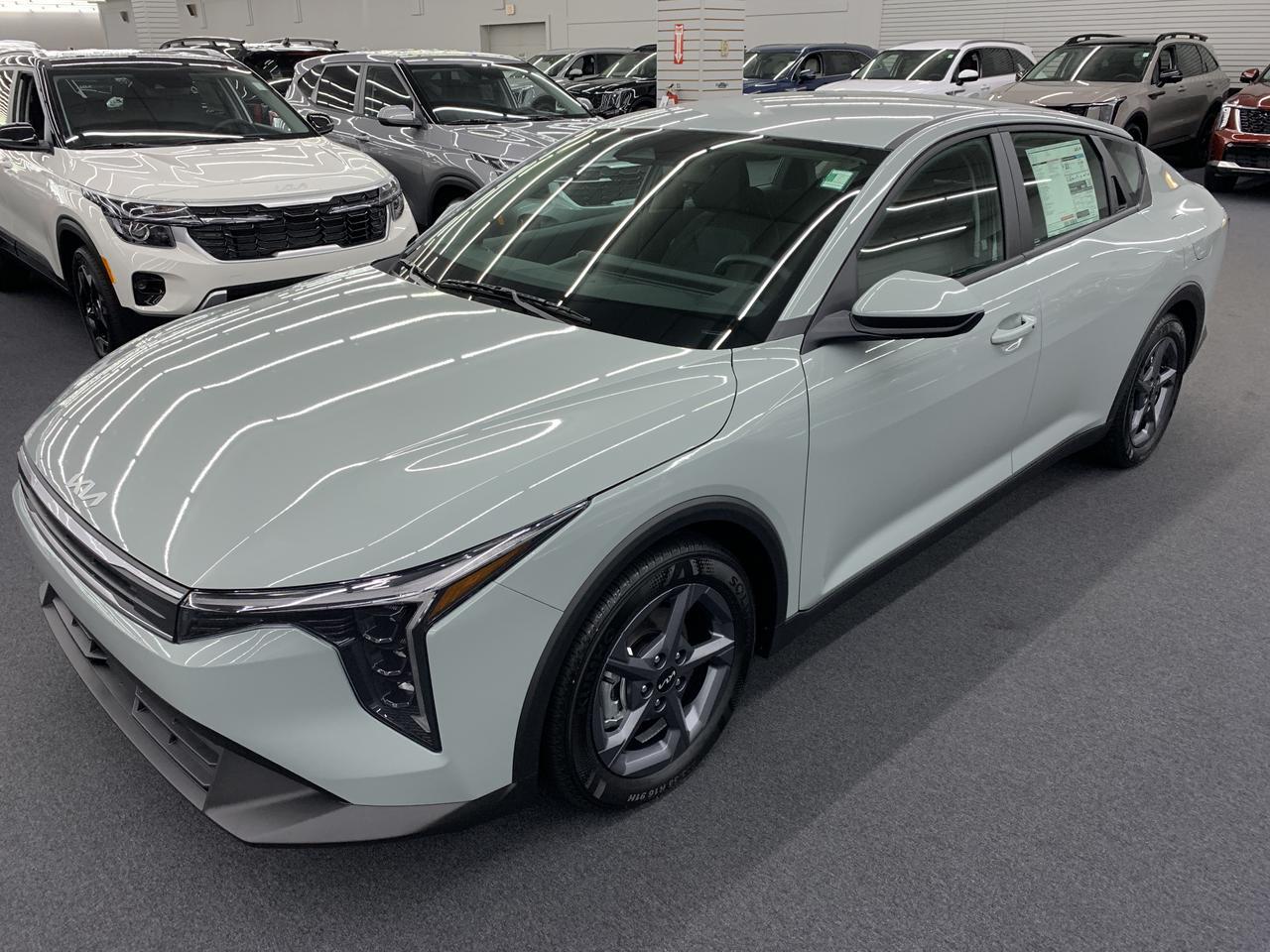 2025 Kia K4
