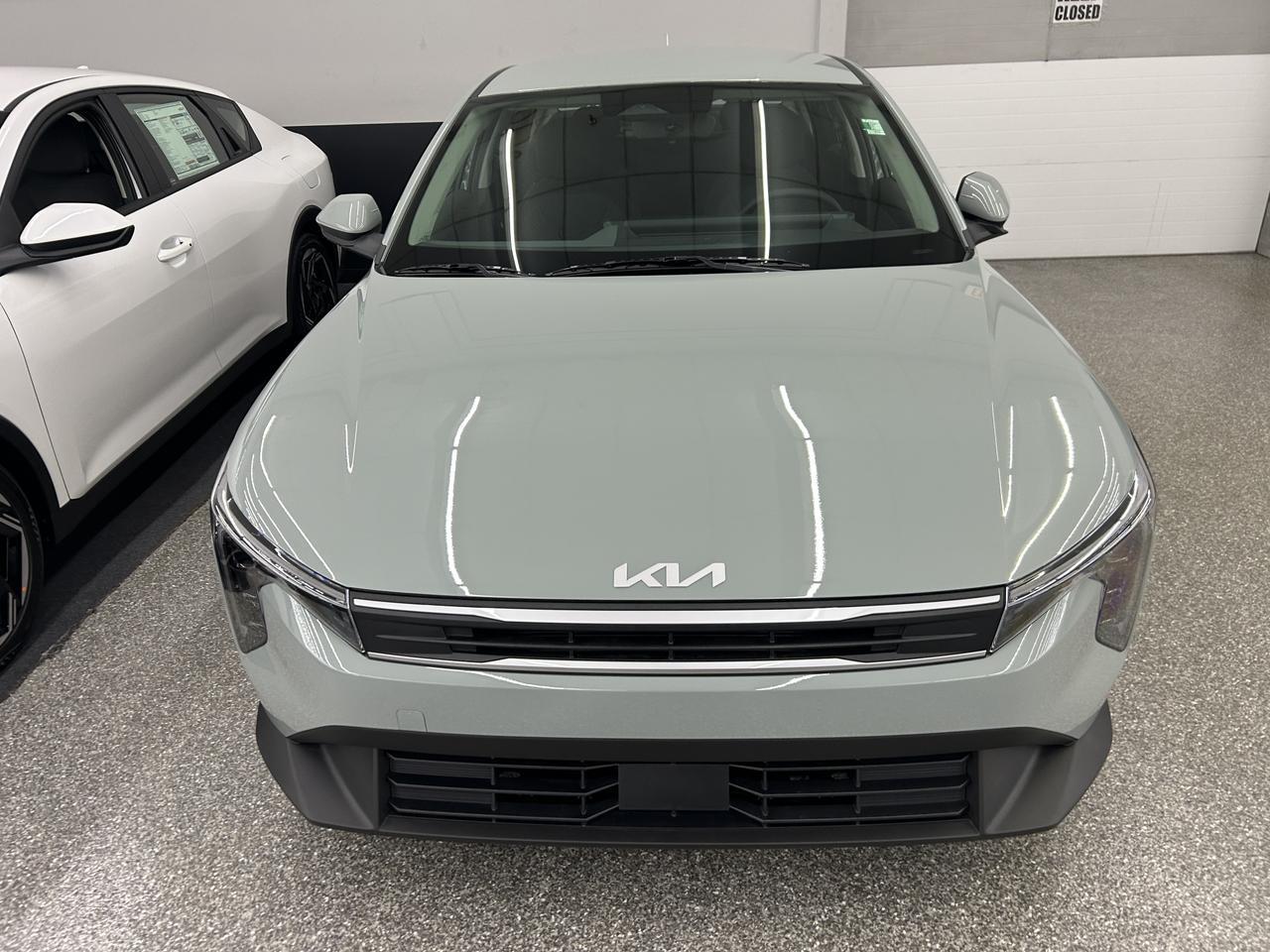 2025 Kia K4 LXS FWD