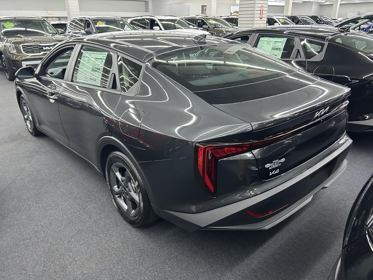 2025 Kia K4 LXS FWD Benwood WV