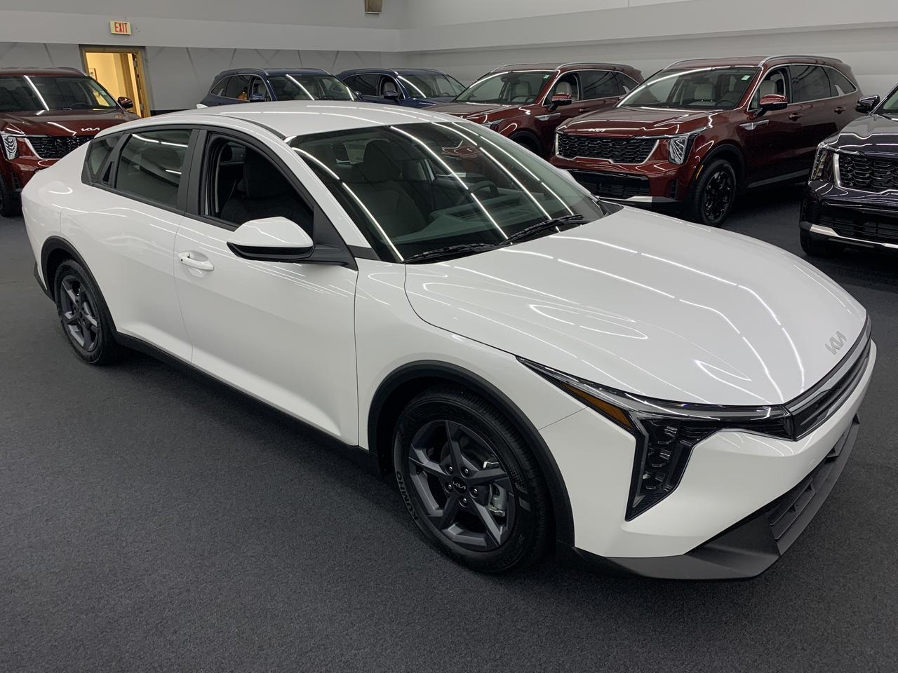 2025 Kia K4 LXS FWD Benwood WV