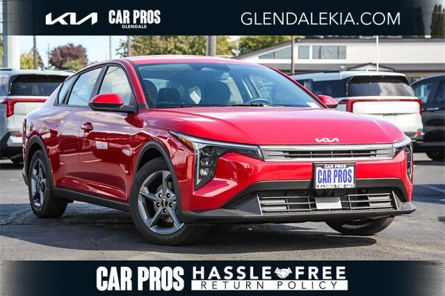 2025 Kia K4 LXS