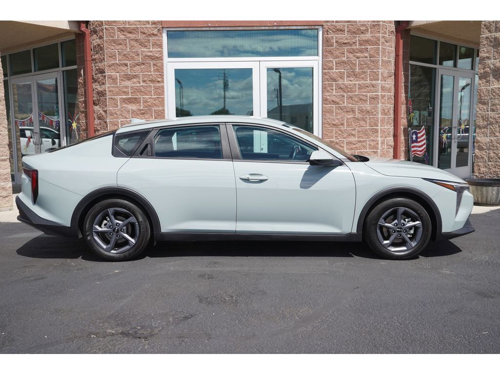 2025 Kia K4 LXS Price UT