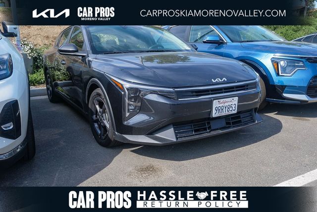2025 Kia K4 LXS