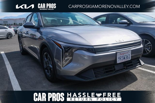 2025 Kia K4 LXS