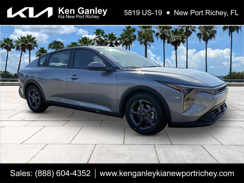 2025 Kia K4 LXS Oshkosh WI