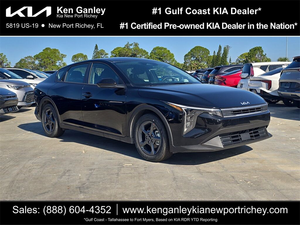 2025 Kia K4 LXS Oshkosh WI