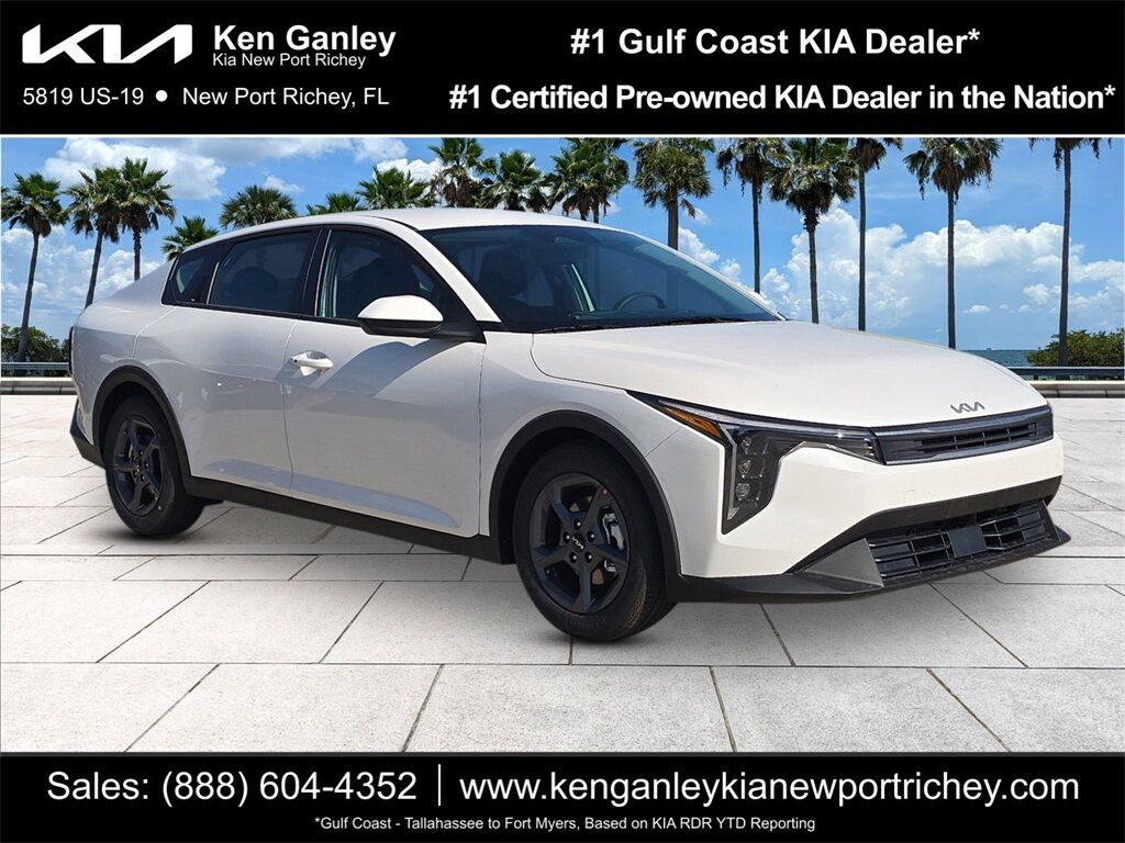2025 Kia K4 LXS Oshkosh WI