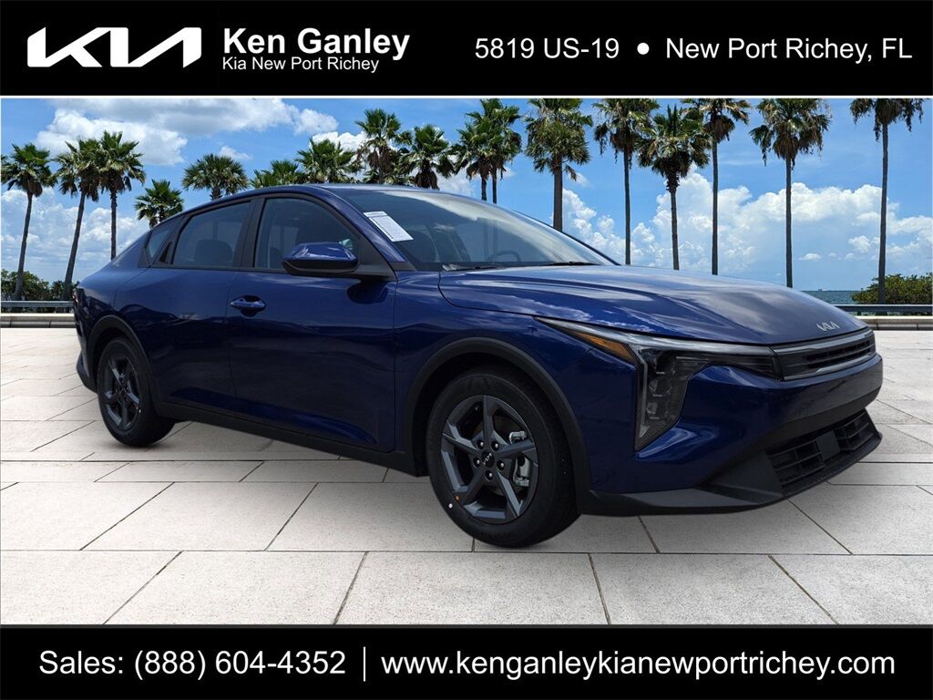 2025 Kia K4 LXS Oshkosh WI