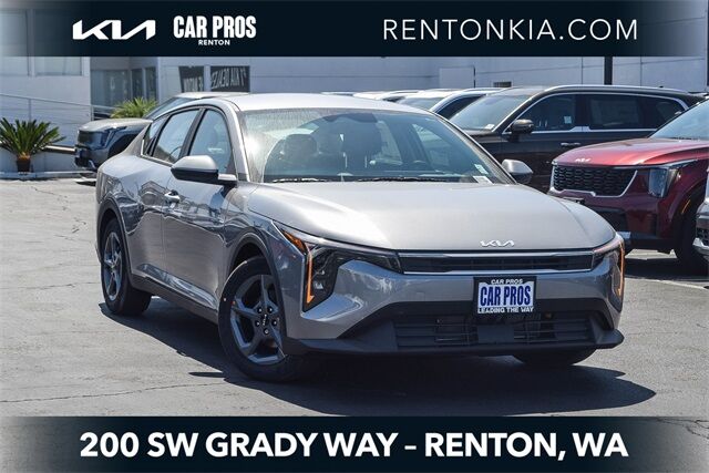 2025 Kia K4 LXS