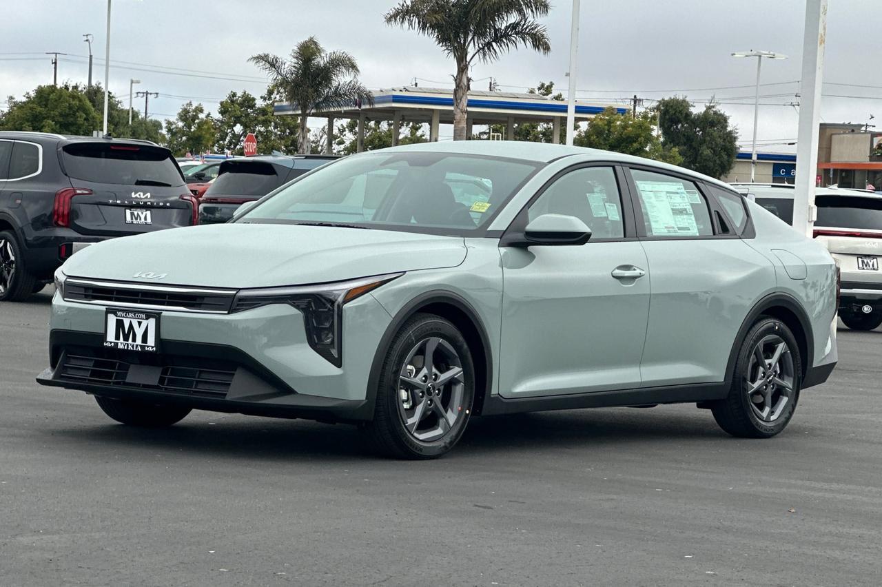 2025 Kia K4 LXS Salinas CA