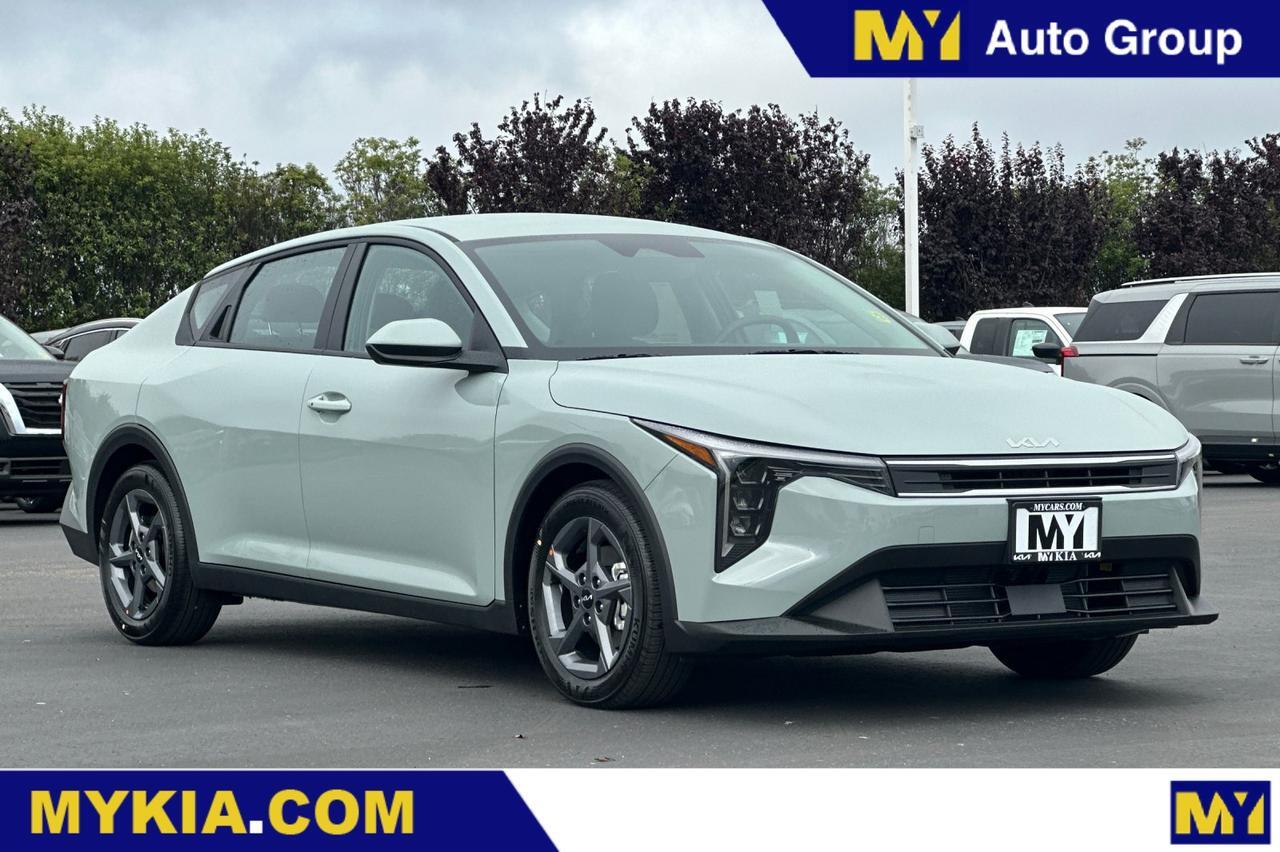 2025 Kia K4 LXS Salinas CA