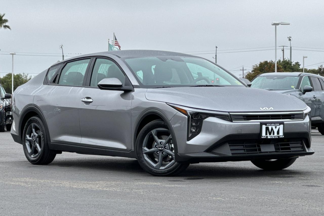 2025 Kia K4 LXS Salinas CA