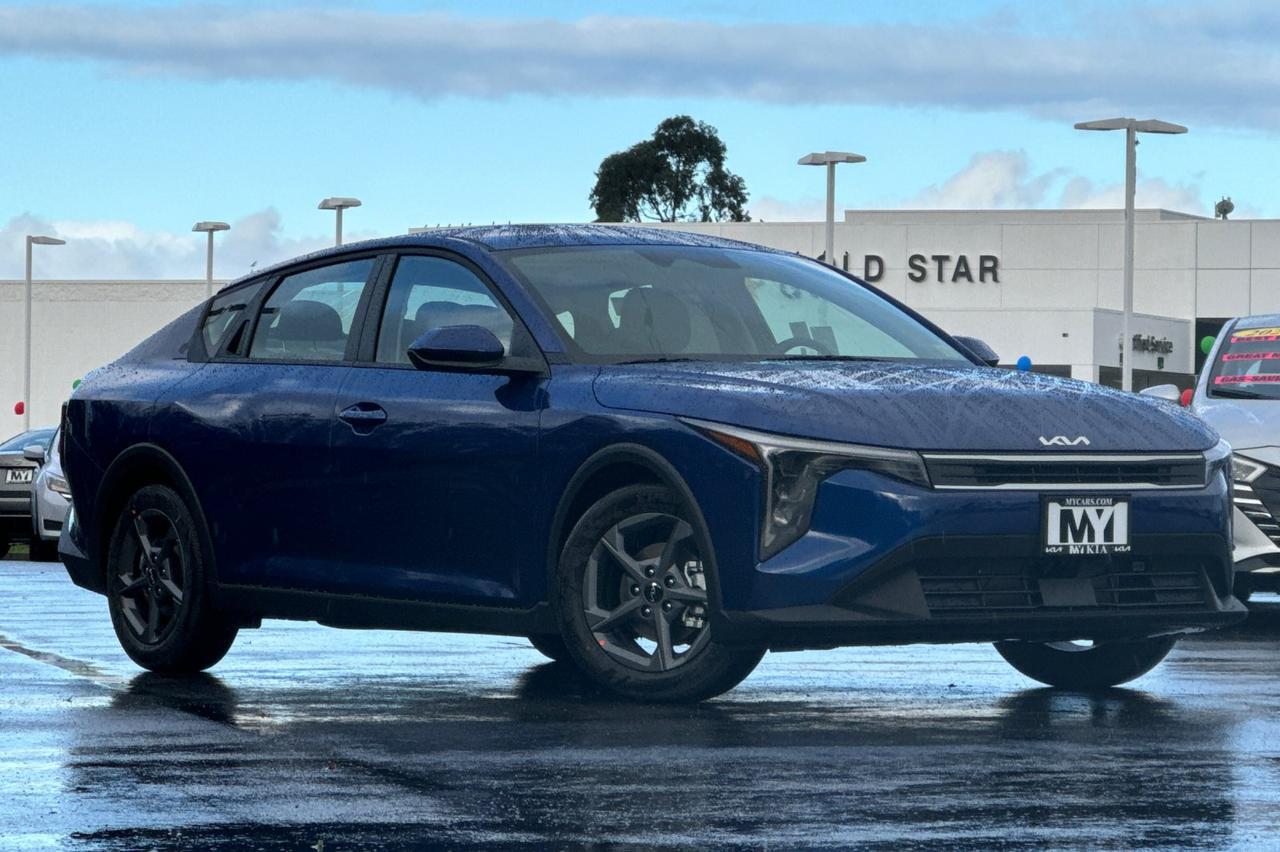 2025 Kia K4 LXS Salinas CA