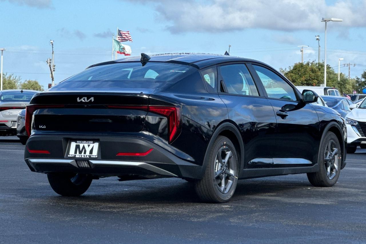 2025 Kia K4 LXS Salinas CA