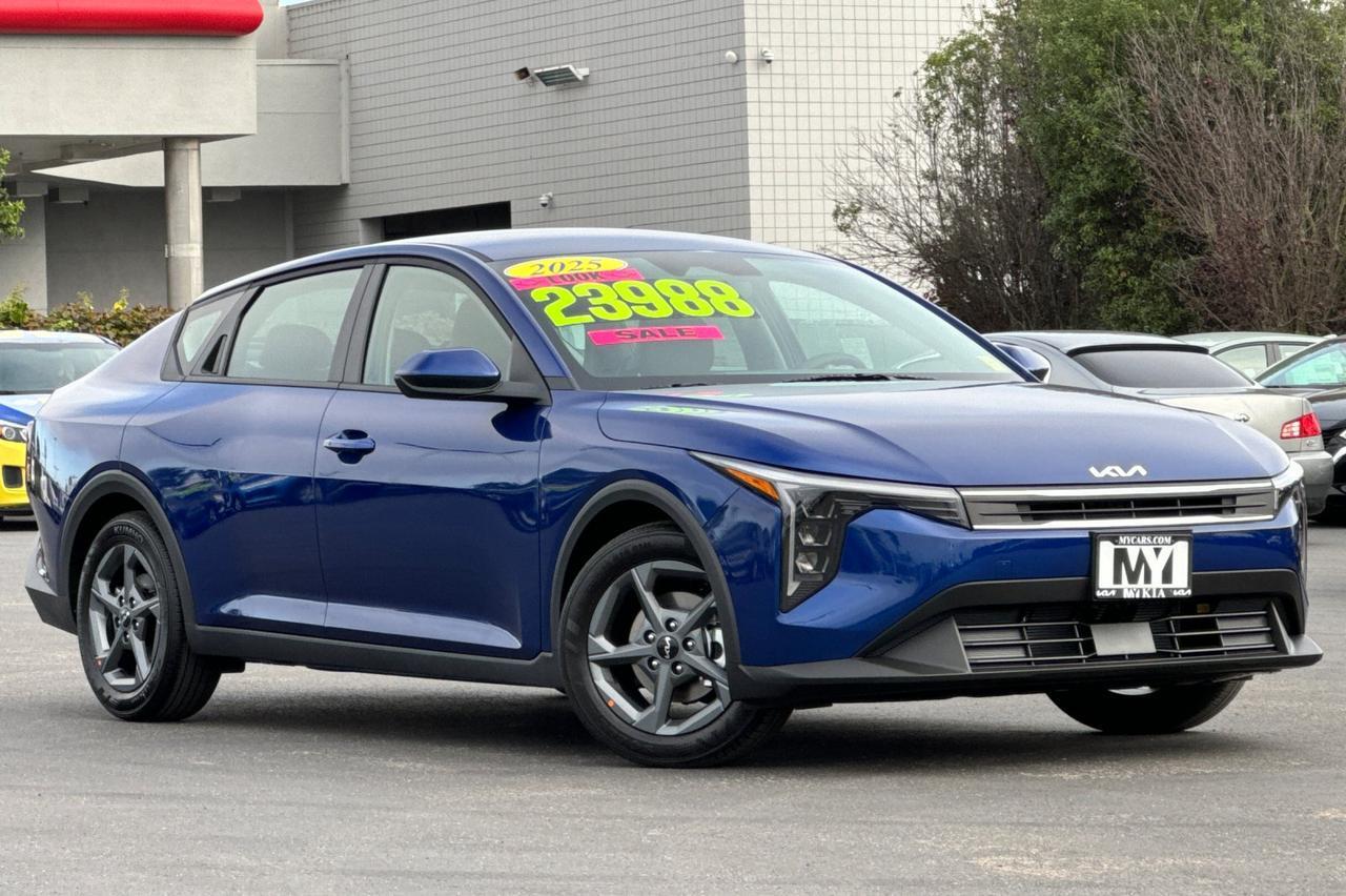 2025 Kia K4 LXS Salinas CA