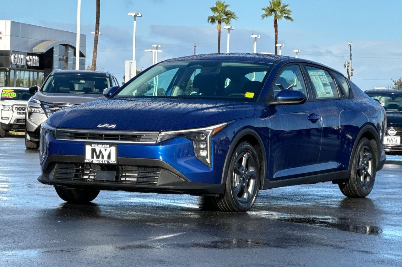 2025 Kia K4 LXS Salinas CA