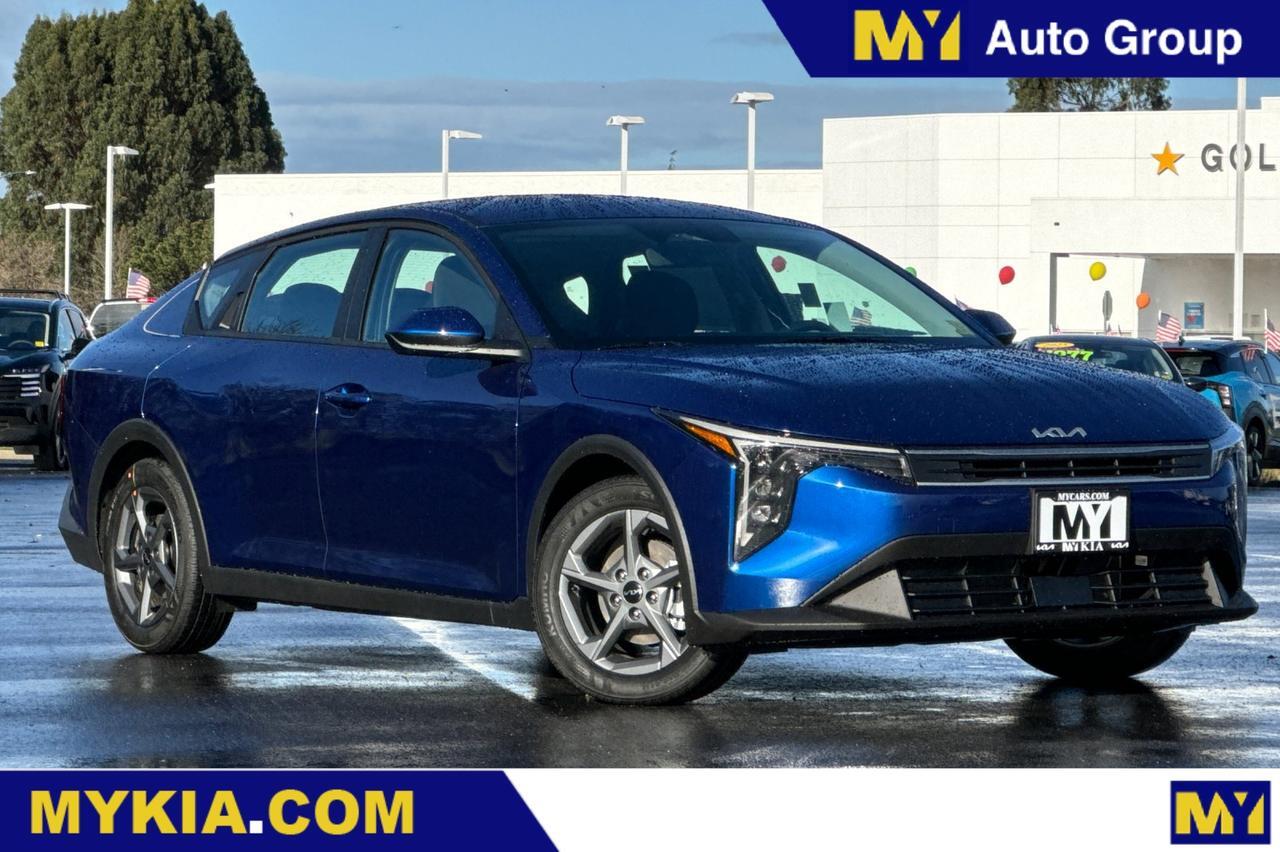 2025 Kia K4 LXS
