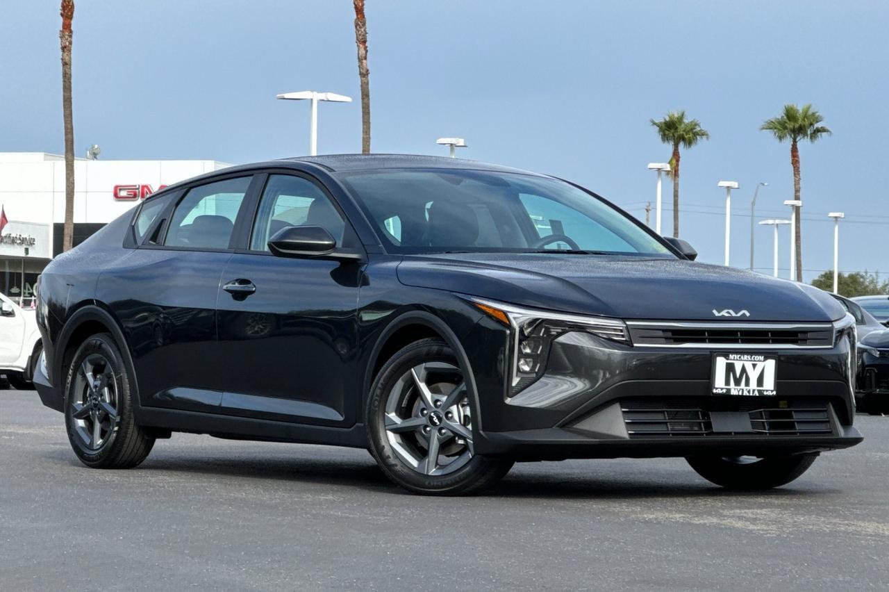 2025 Kia K4 LXS Salinas CA