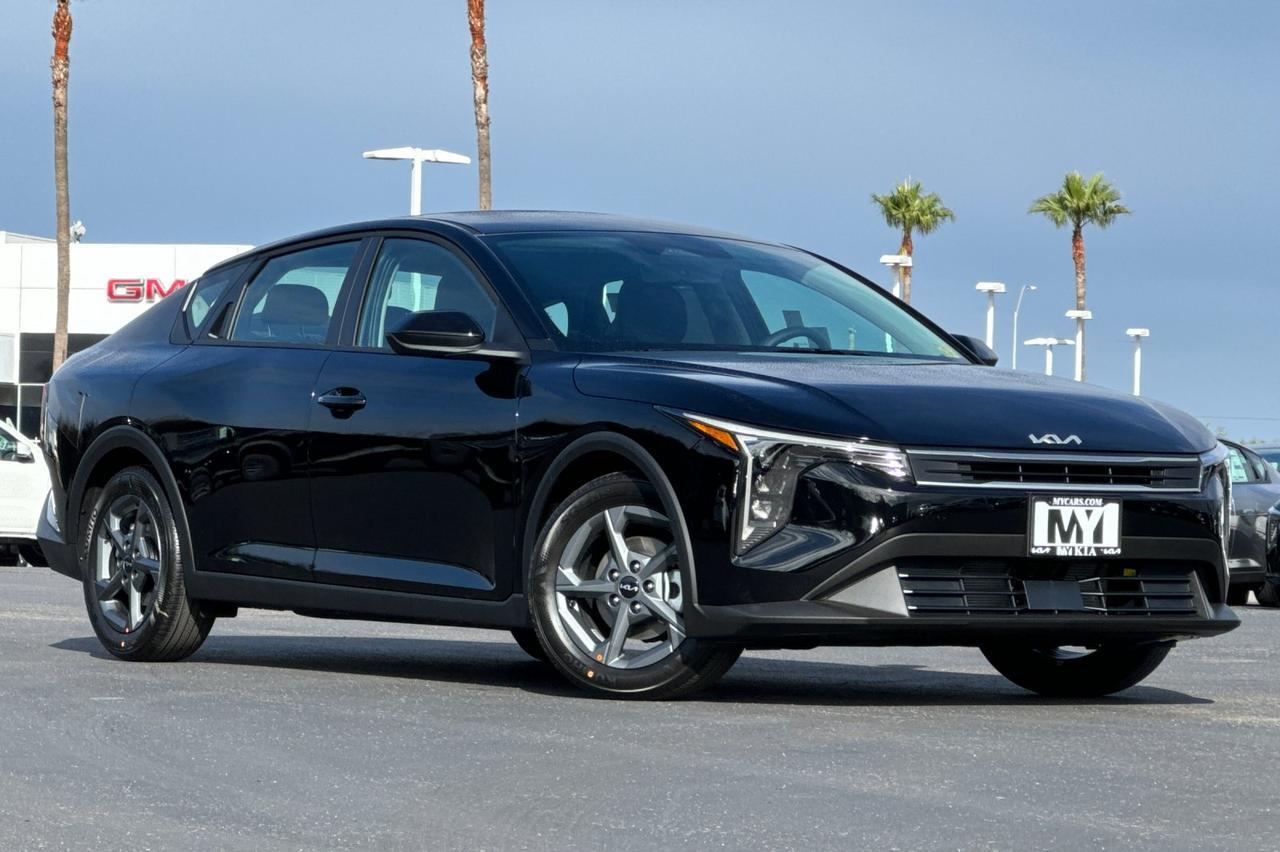 2025 Kia K4 LXS Salinas CA