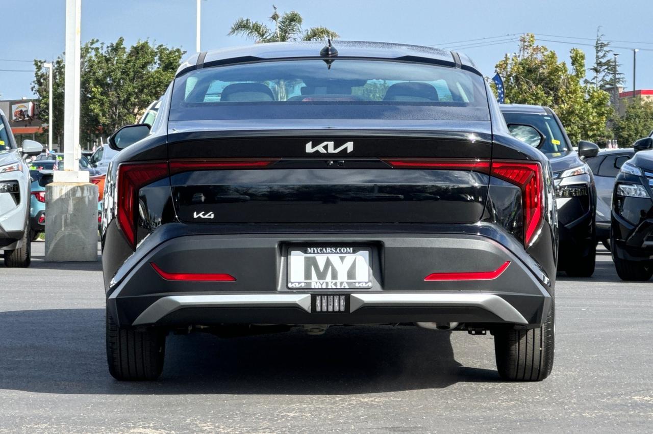 2025 Kia K4 LXS Salinas CA