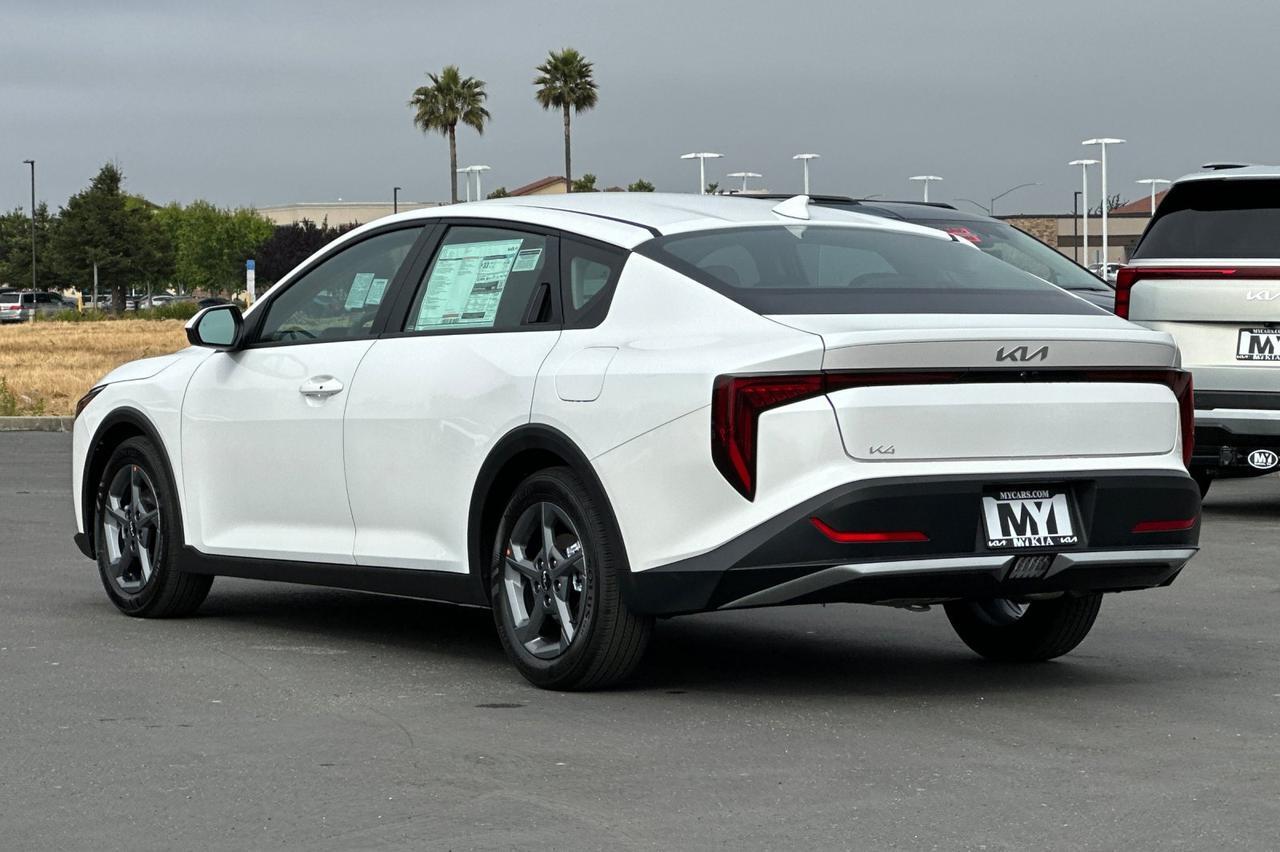 2025 Kia K4 LXS Salinas CA