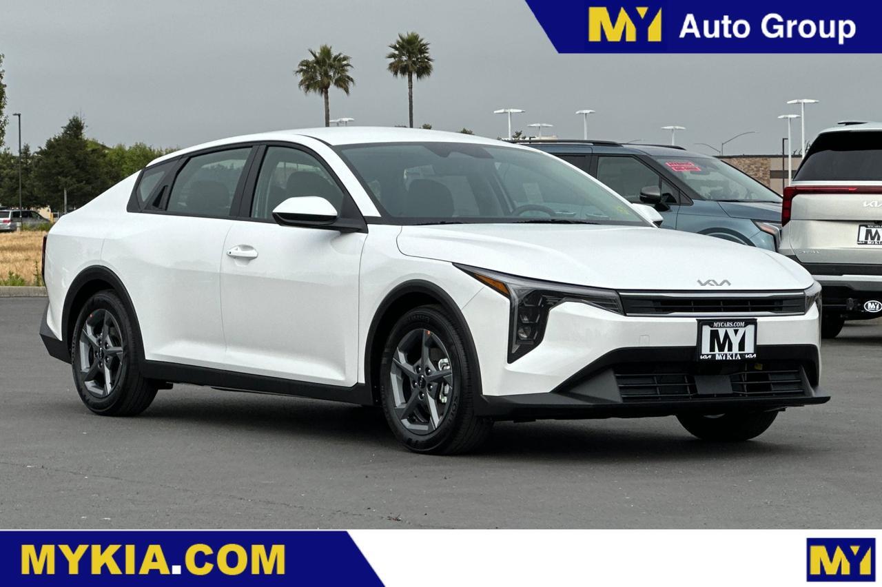 2025 Kia K4 LXS Salinas CA
