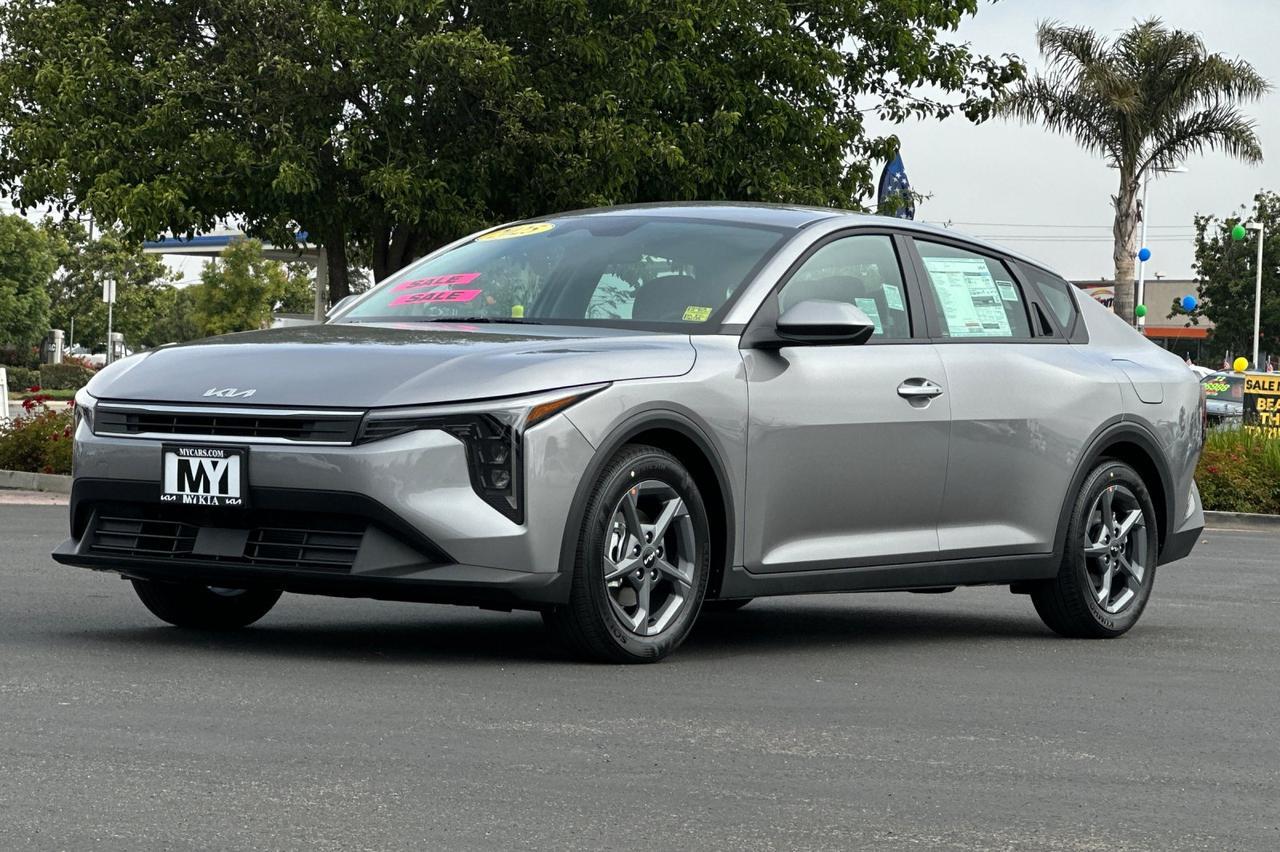 2025 Kia K4 LXS Salinas CA