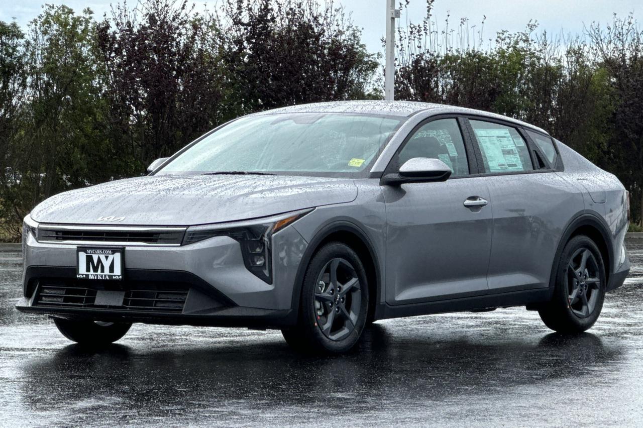 2025 Kia K4 LXS Salinas CA
