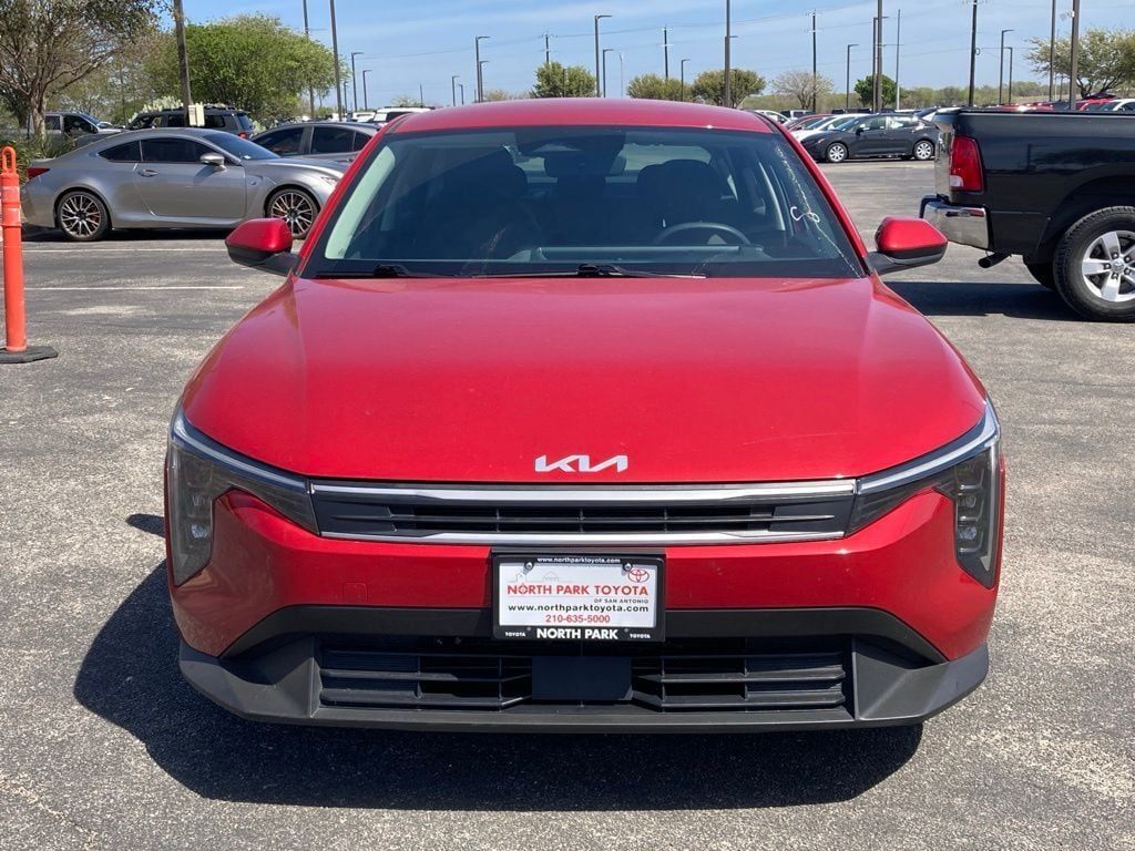 2025 Kia K4 LXS