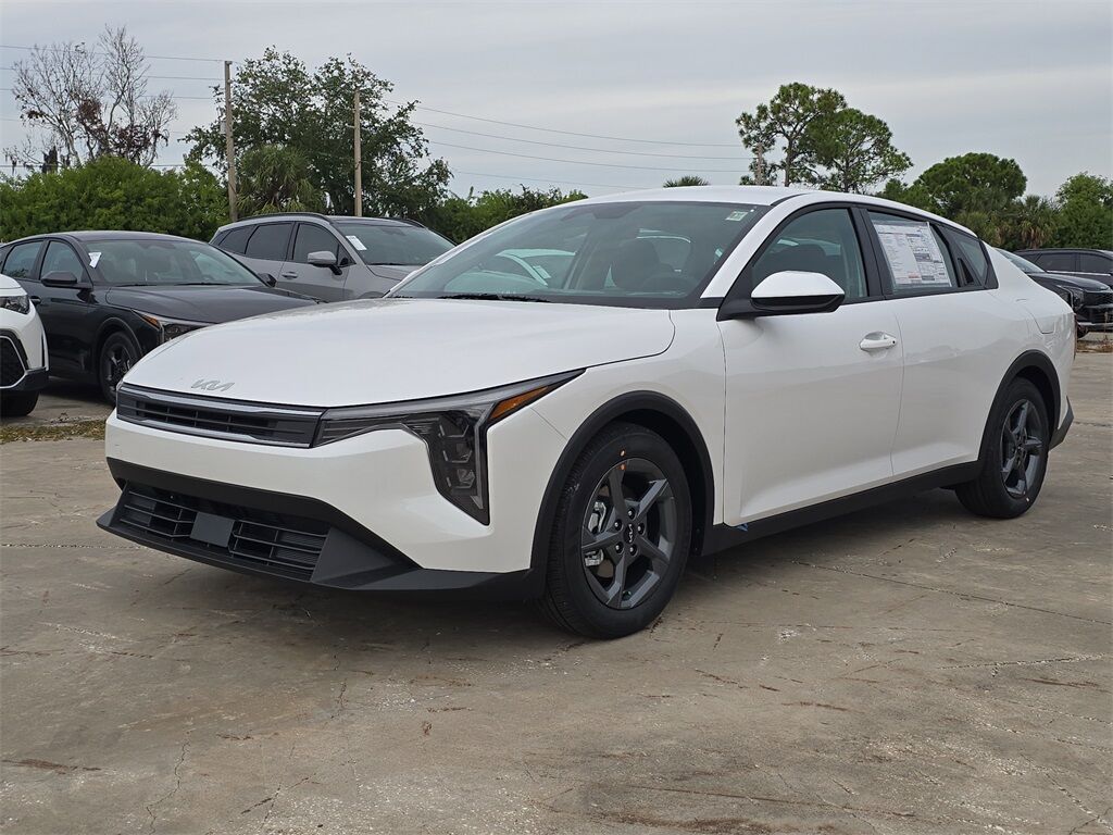 2025 Kia K4 LXS San Clemente CA