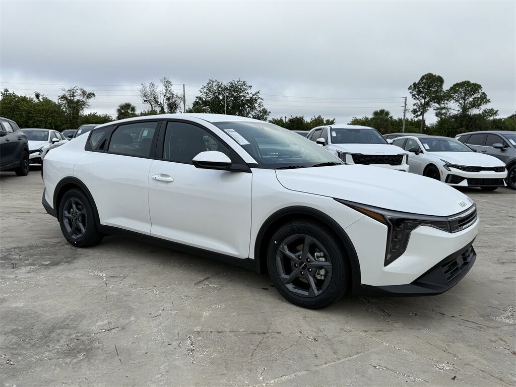 2025 Kia K4 LXS San Clemente CA