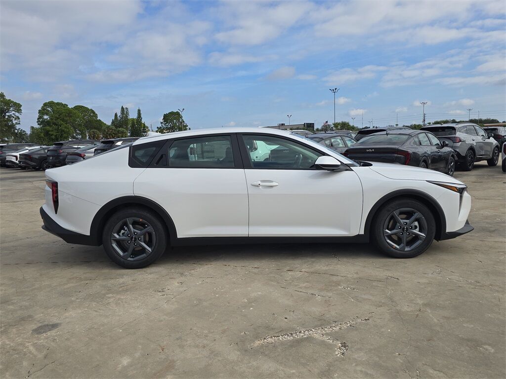 2025 Kia K4 LXS San Clemente CA