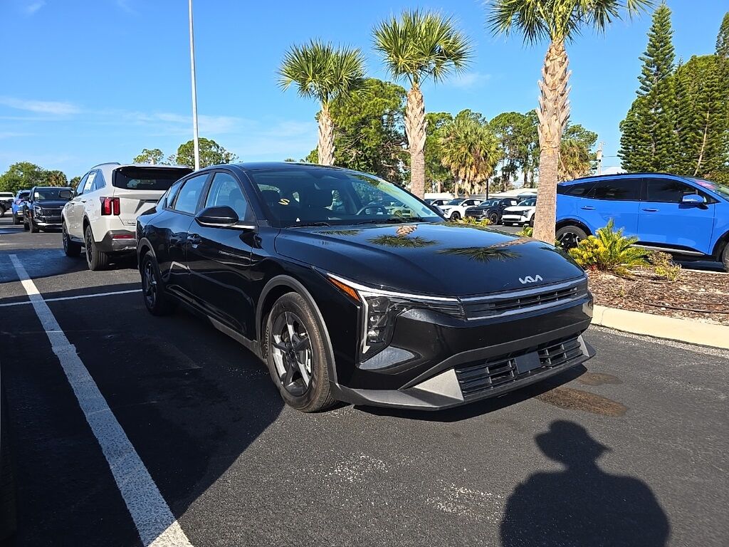 2025 Kia K4