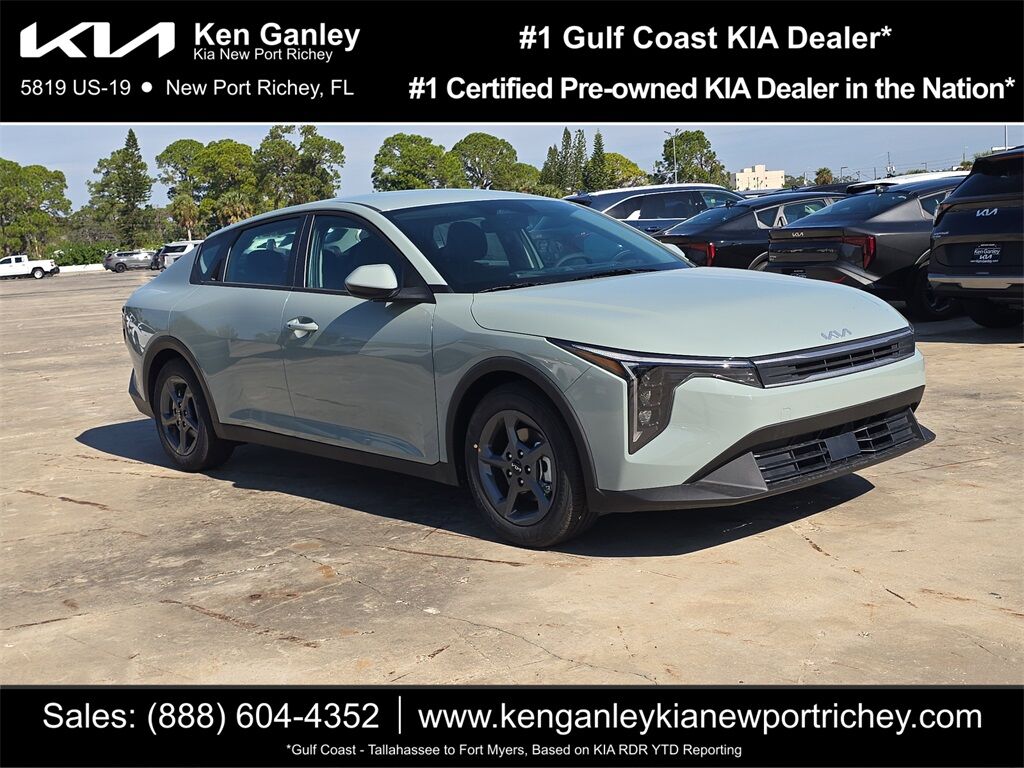 2025 Kia K4 LXS