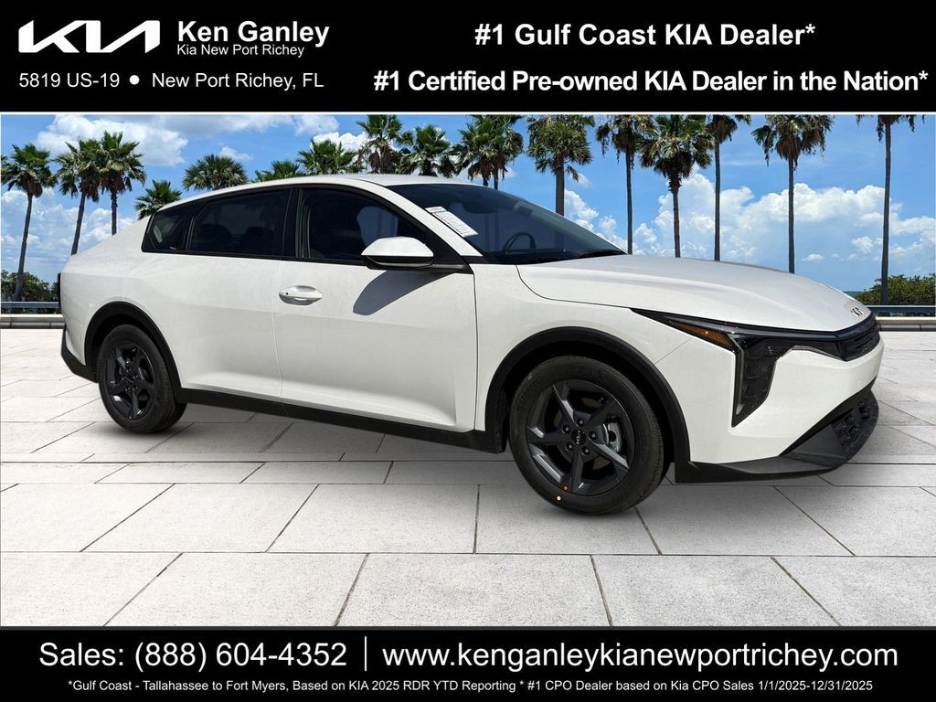 2025 Kia K4 LXS