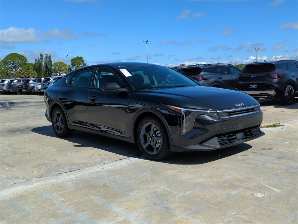 2025 Kia K4 LXS San Clemente CA