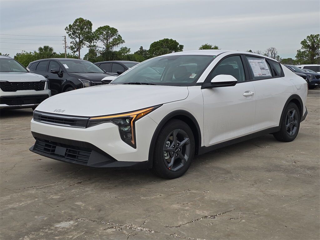 2025 Kia K4 LXS San Clemente CA