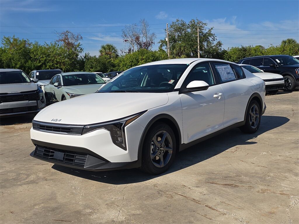 2025 Kia K4 LXS San Clemente CA