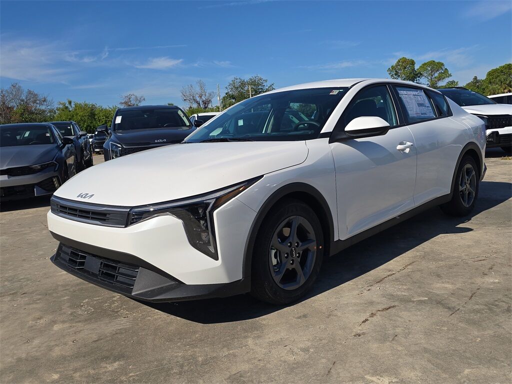 2025 Kia K4 LXS San Clemente CA