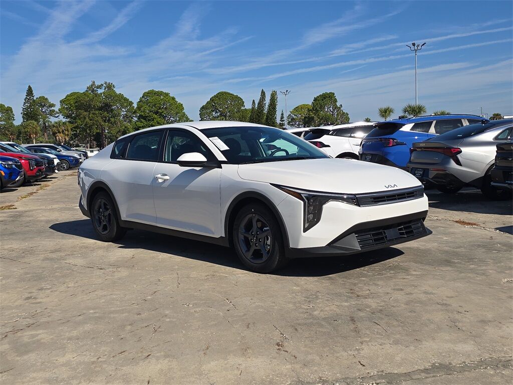 2025 Kia K4 LXS San Clemente CA