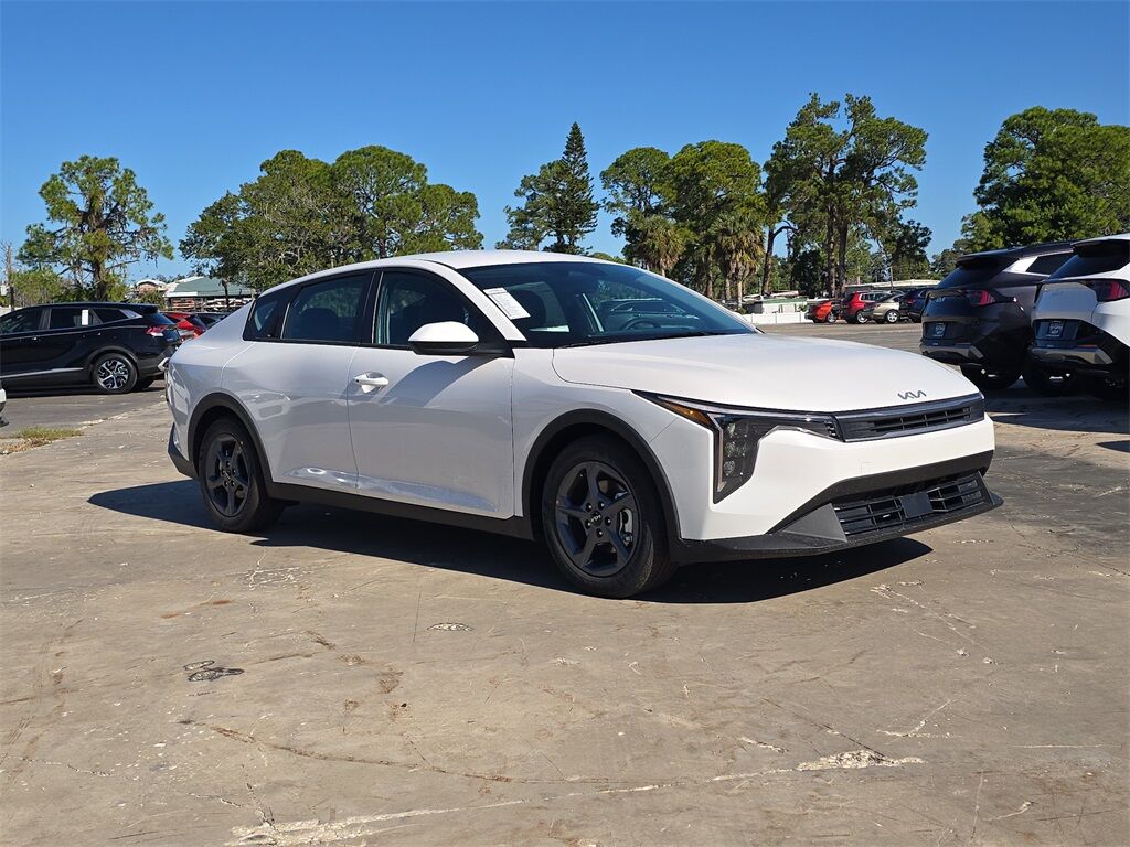 2025 Kia K4 LXS San Clemente CA