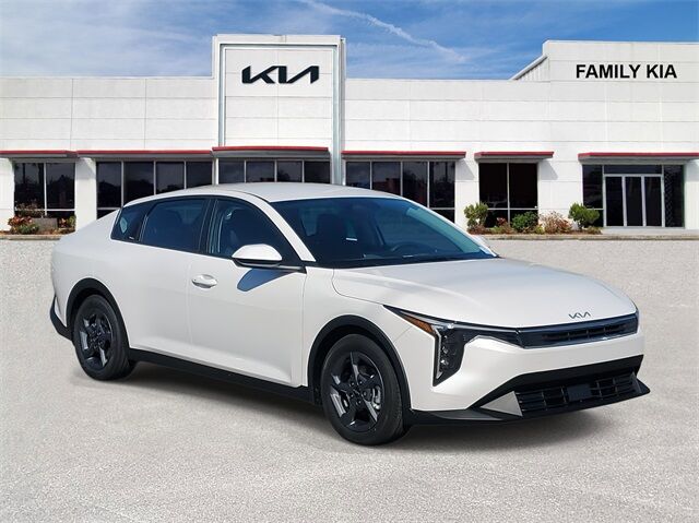 2025 Kia K4