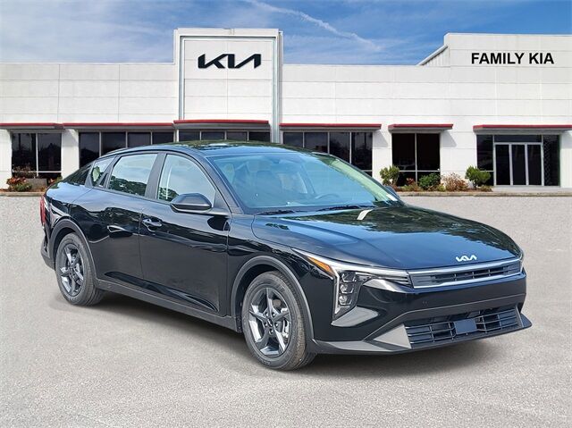 2025 Kia K4 LXS St. Augustine FL