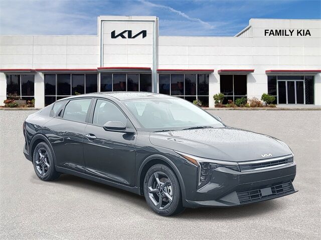 2025 Kia K4 LXS photo 7