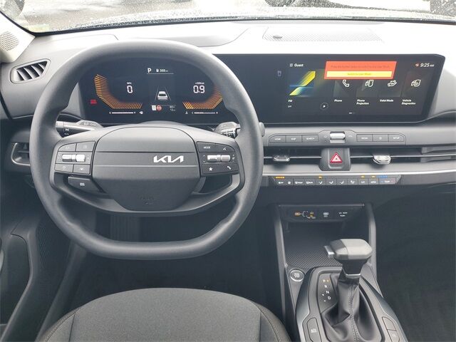 2025 Kia K4 LXS photo 15