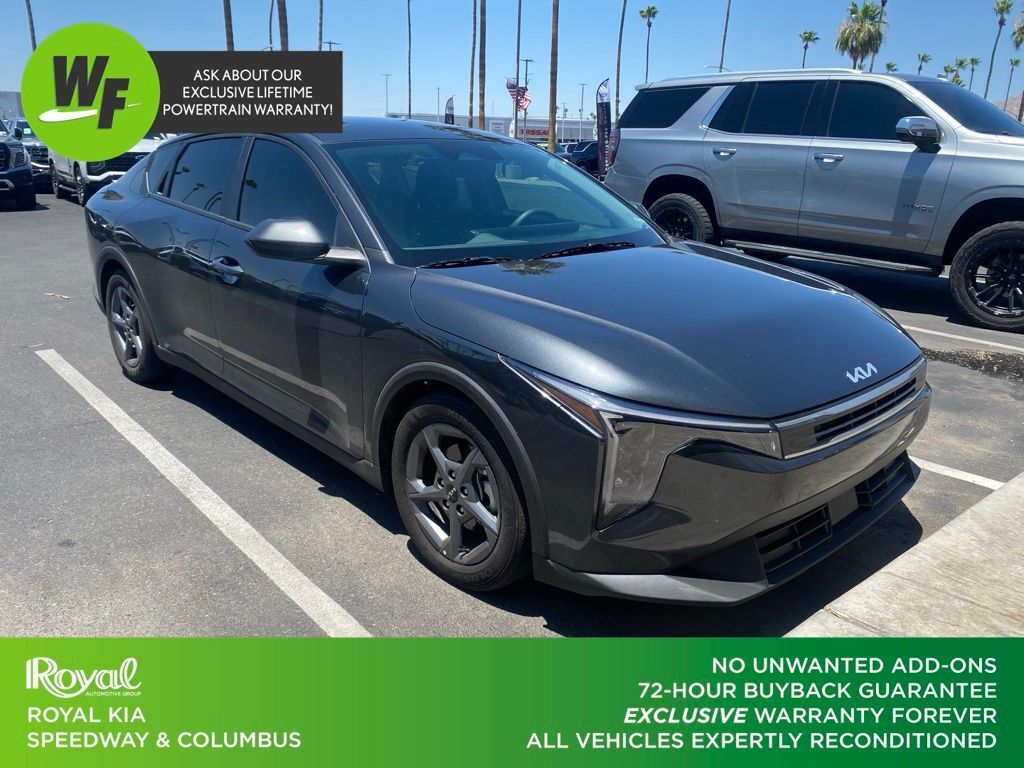 2025 Kia K4 LXS