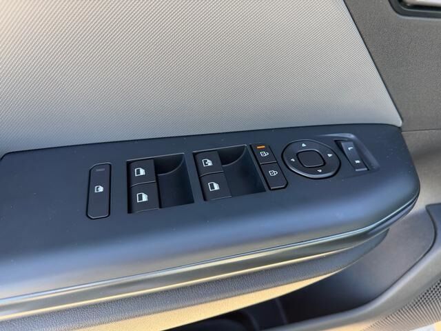 2025 Kia K4 LXS Cape Girardeau MO