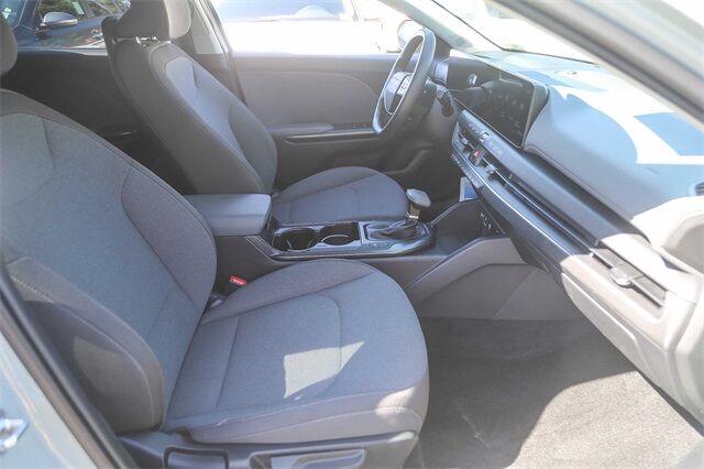 2025 Kia K4 LXS Glendale CA