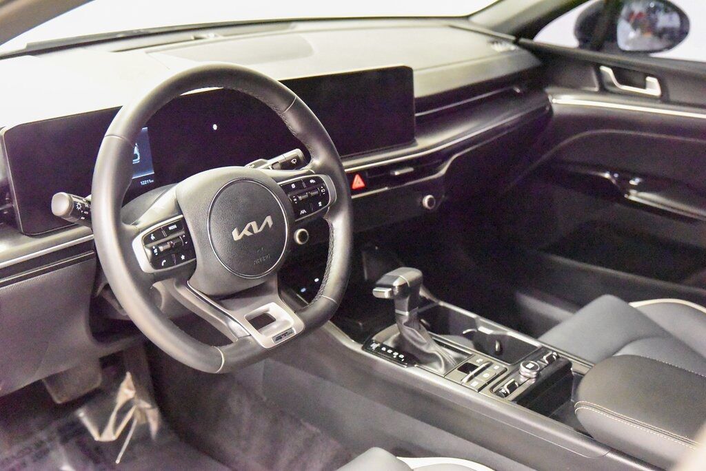 2025 Kia K5 GT-Line Akron