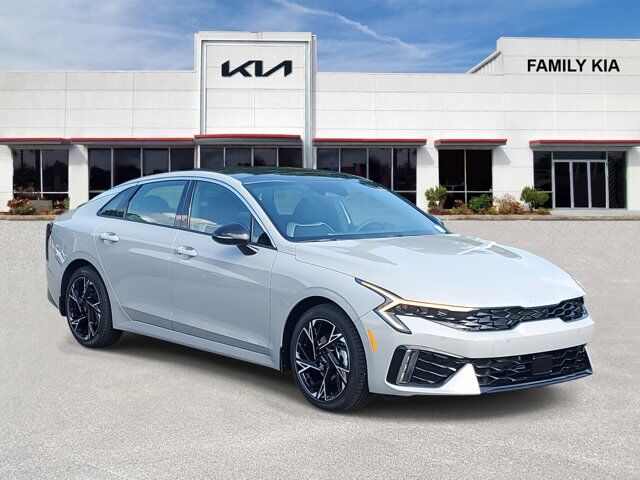 2025 Kia K5 GT-Line
